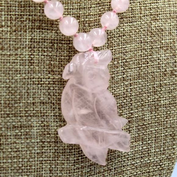 Chinese Jade Bead Necklace With Jade Bird Pendant - Picture 4 of 7